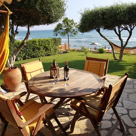 Lejlighedshotel Corfu Menigos