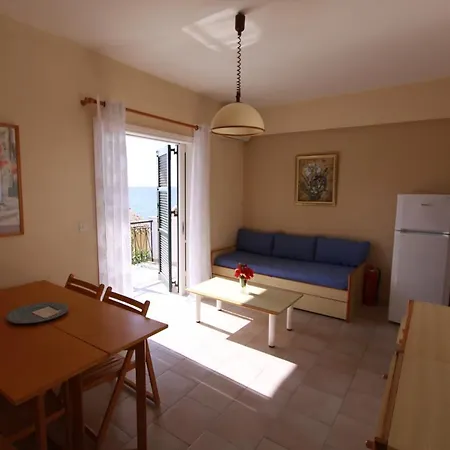 Lejlighedshotel Corfu Menigos 3*